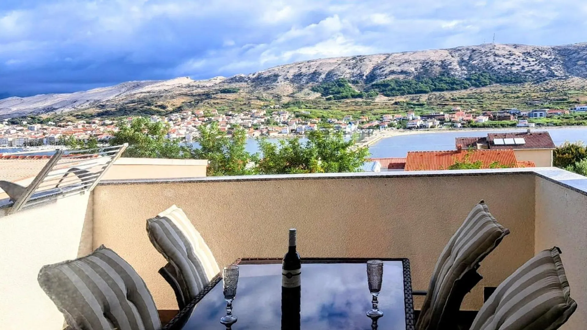 Apartments Sv. Jelena 1 Pag Town