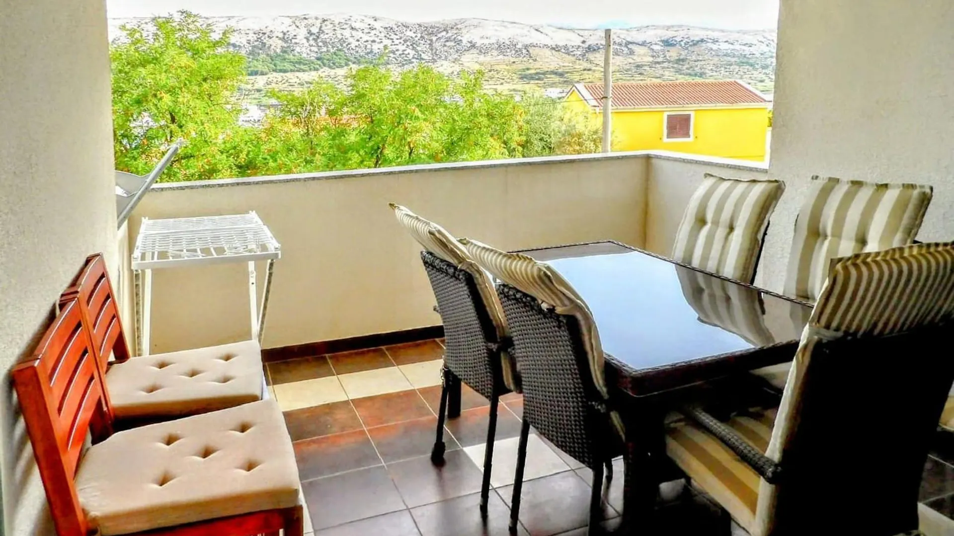 Apartments Sv. Jelena 1 Pag Town